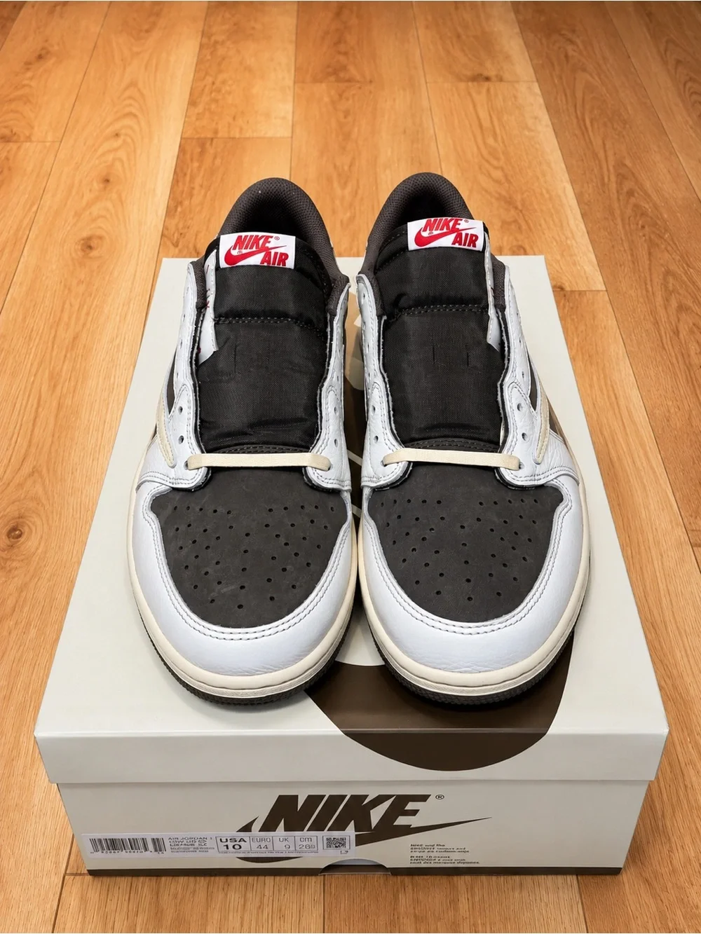 Nike x Travis Scott Mocha Size 9